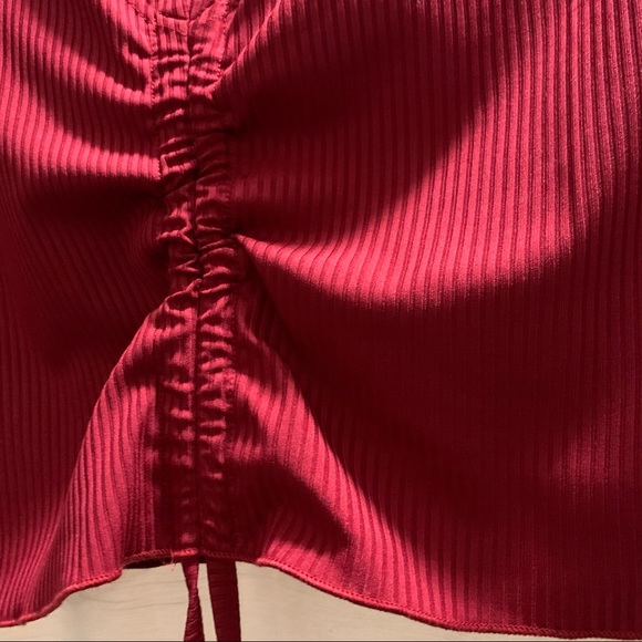 Red Ribbed Cropped Drawstring-Tie Ruched-Front Top - Picture 6 of 11